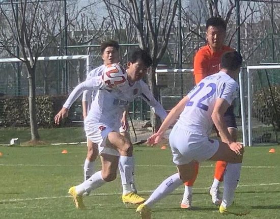gay同性戒尺打屁股男男